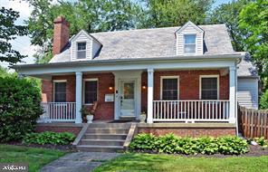 1809 Forest Glen Rd — photo