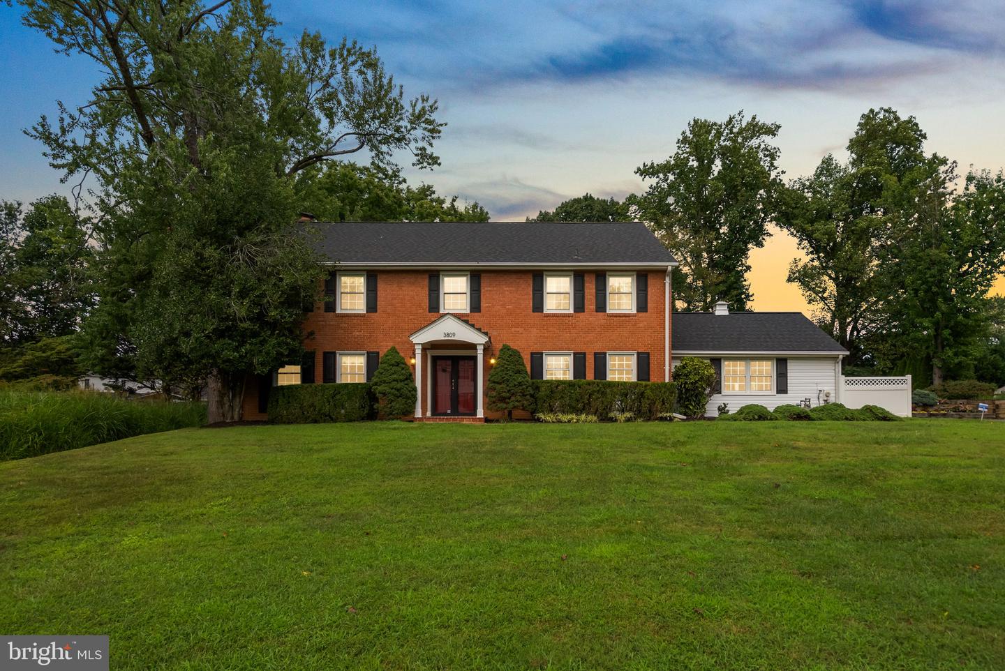 3809 King William Dr — photo