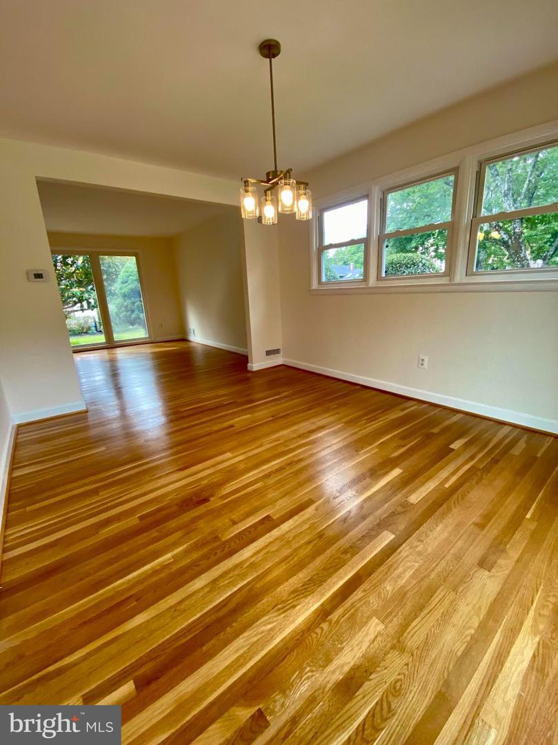 2209 Mark Court, Silver Spring, MD 20910 — photo 2