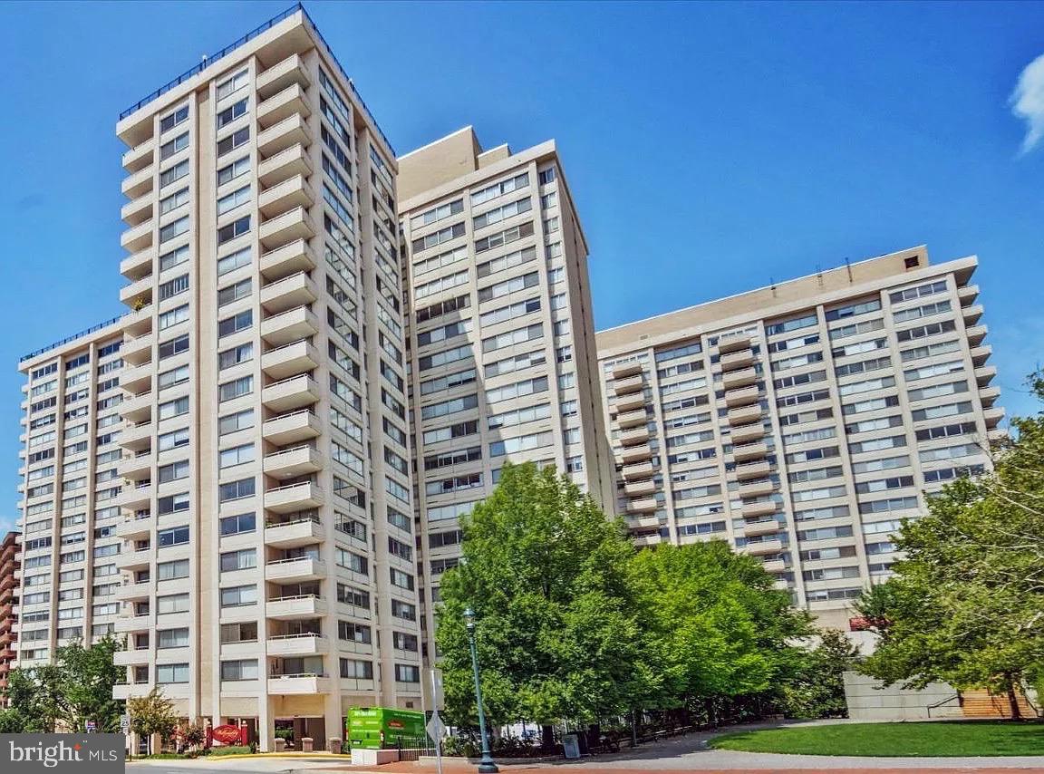 4515 Willard Ave #2421S — photo