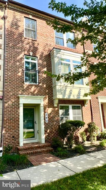 342 White Ash Pl — photo