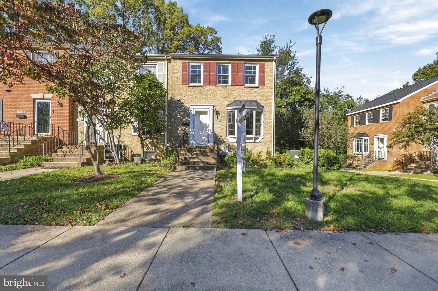 10939 Amherst Ave #7 — photo