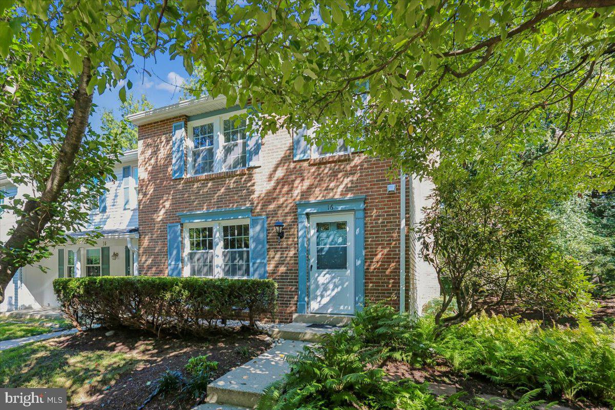 16 Turtle Dove Ct — photo