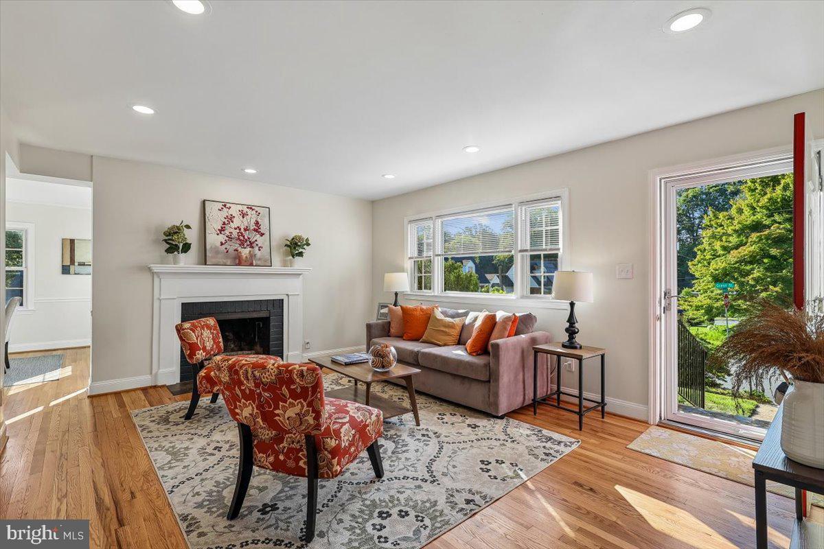 1501 Crest Road, Silver Spring, MD 20902 — photo 3