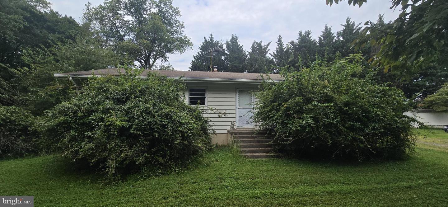 15513 Seneca Rd — photo