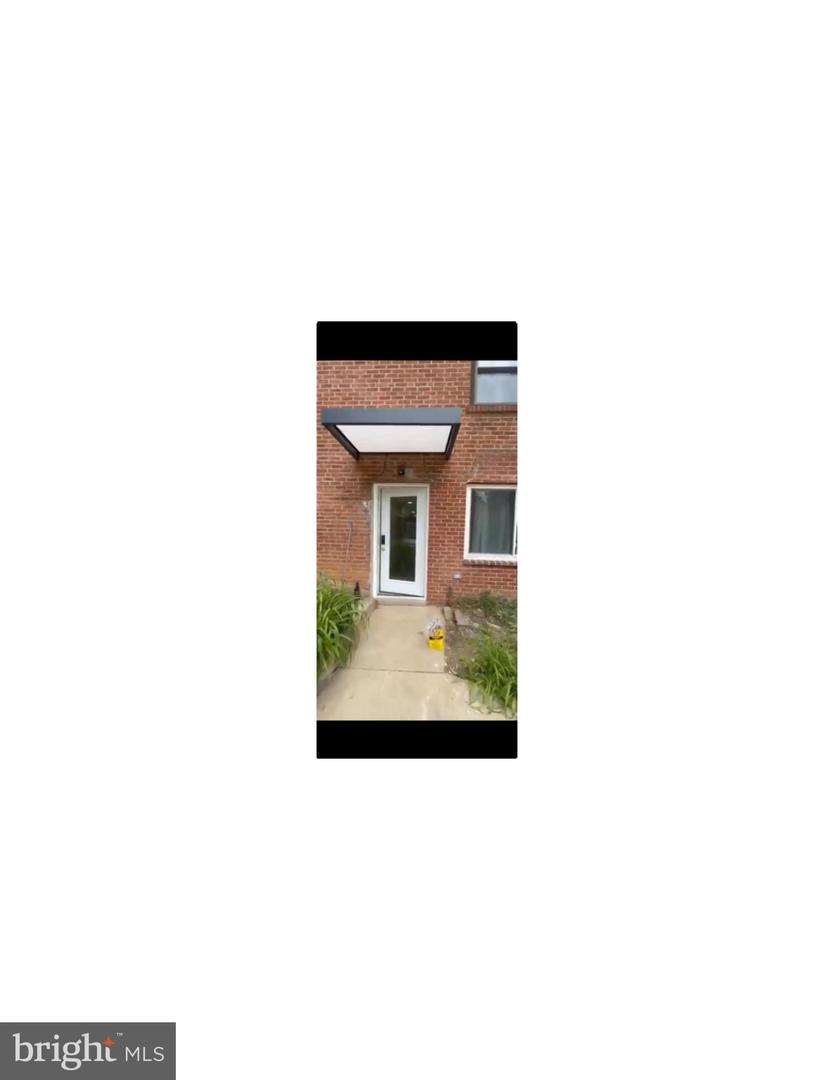 720 Dale Dr — photo