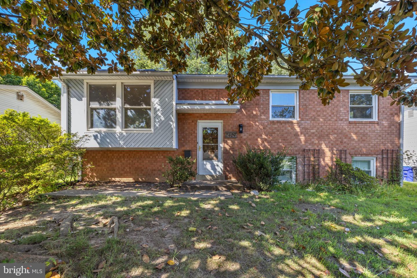2409 Hayden Dr — photo