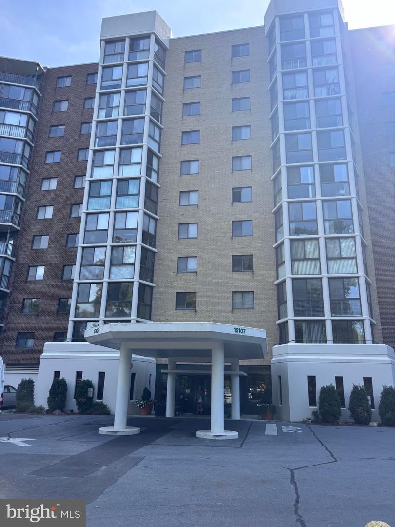 15107 Interlachen Dr #2-521 — photo