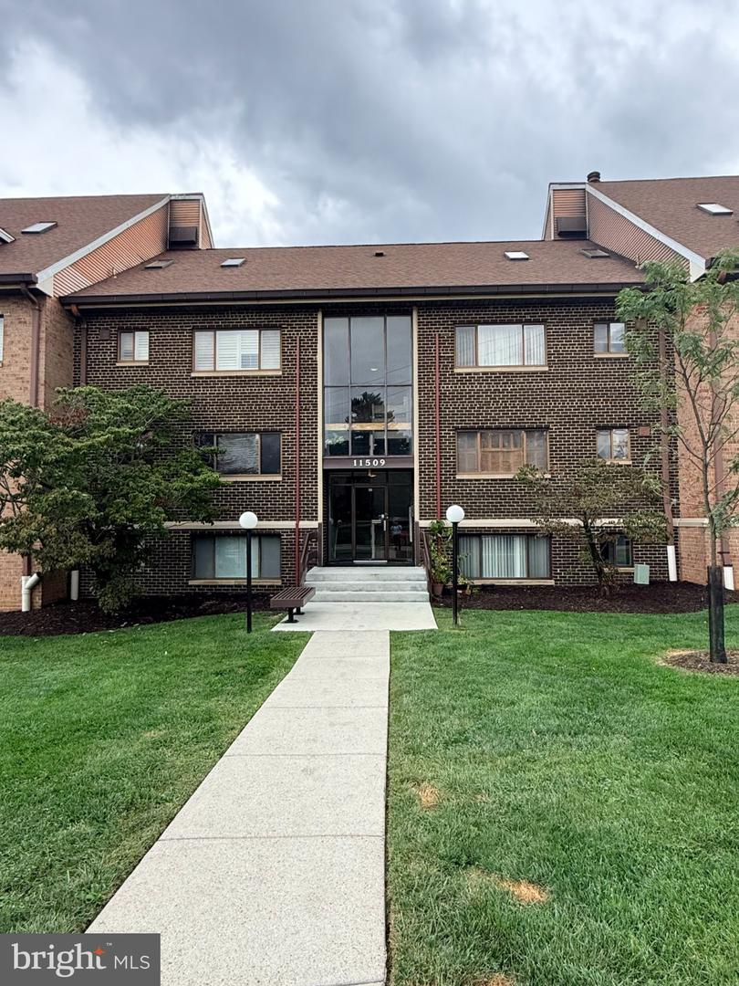 11509 Amherst Ave #204 — photo