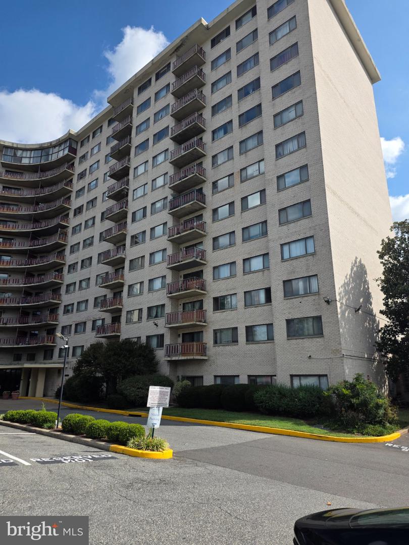 8830 Piney Branch Rd Rd #902, Silver Spring, MD 20903 — photo 2