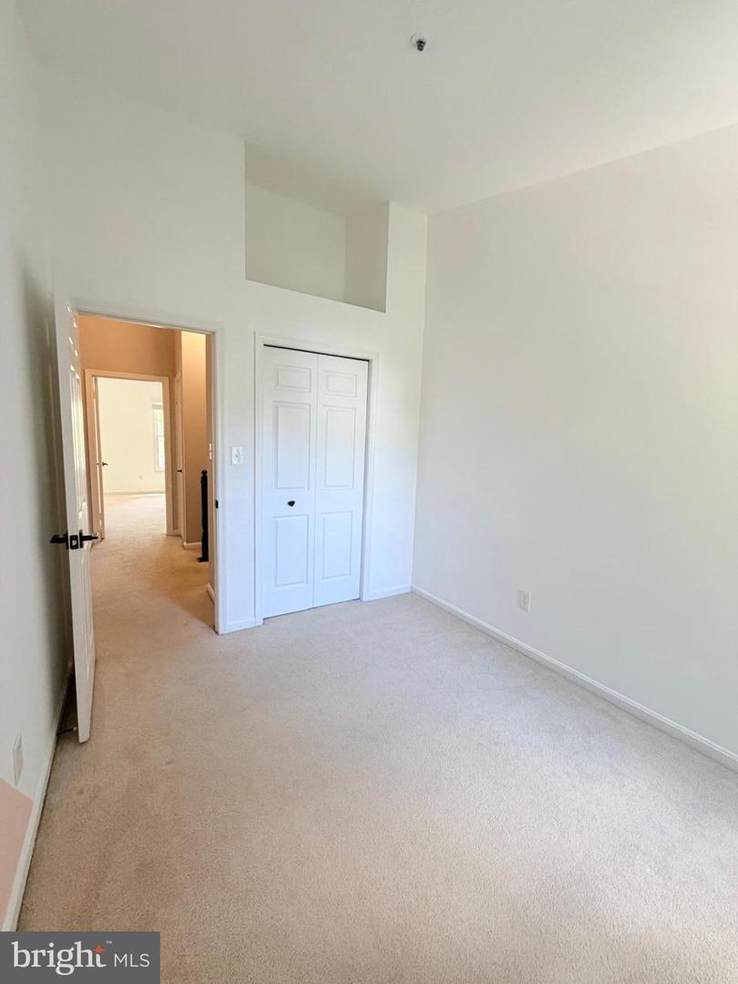 8527 Fountain Valley Dr — photo