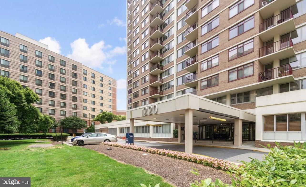 1220 Blair Mill Rd #300 — photo