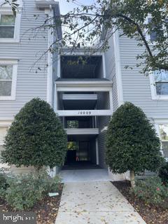 10009 Vanderbilt Cir #4-5 — photo
