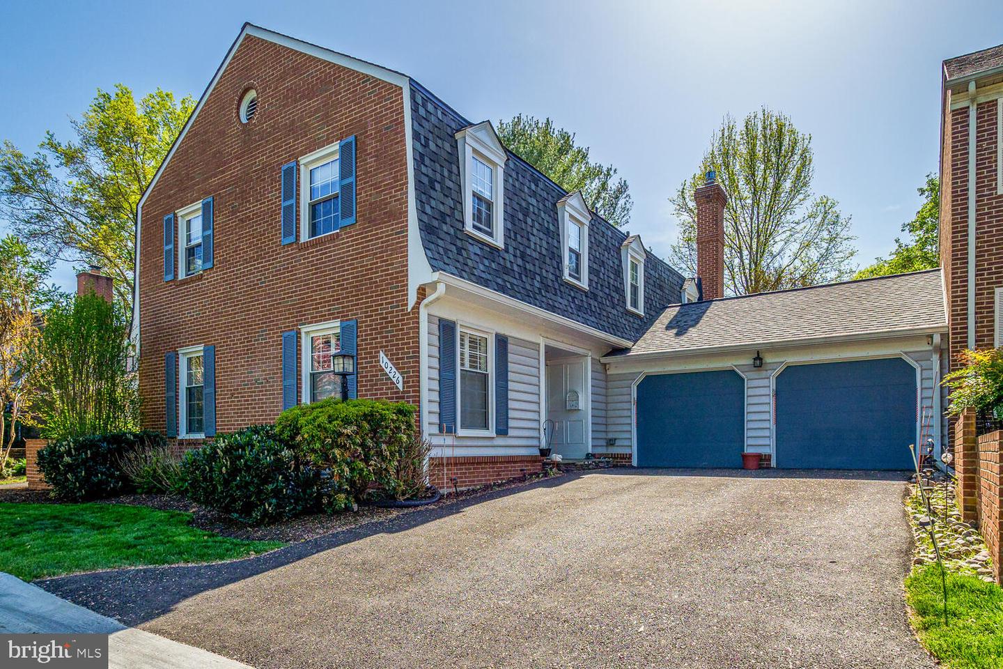 10226 Democracy Ln — photo