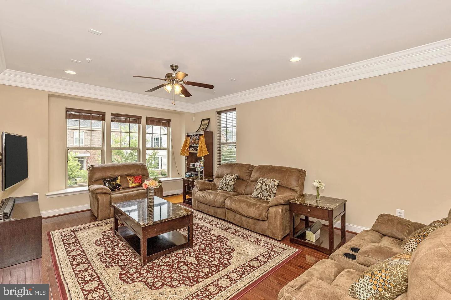 11882 Country Squire Way #1 — photo