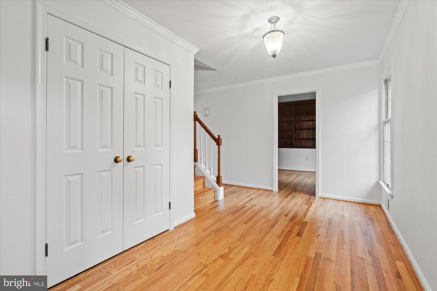 9601 Persimmon Tree Road, Potomac, MD 20854 — photo 3