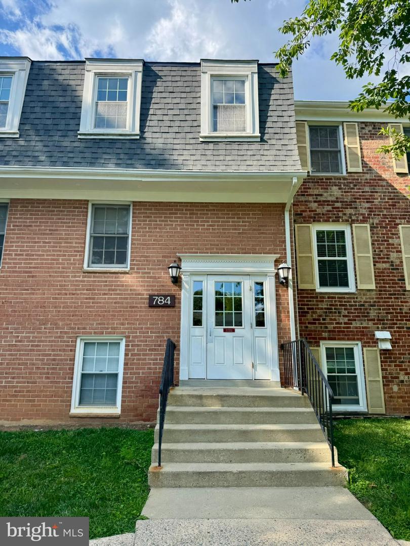 784 Quince Orchard Blvd #784-P2 — photo