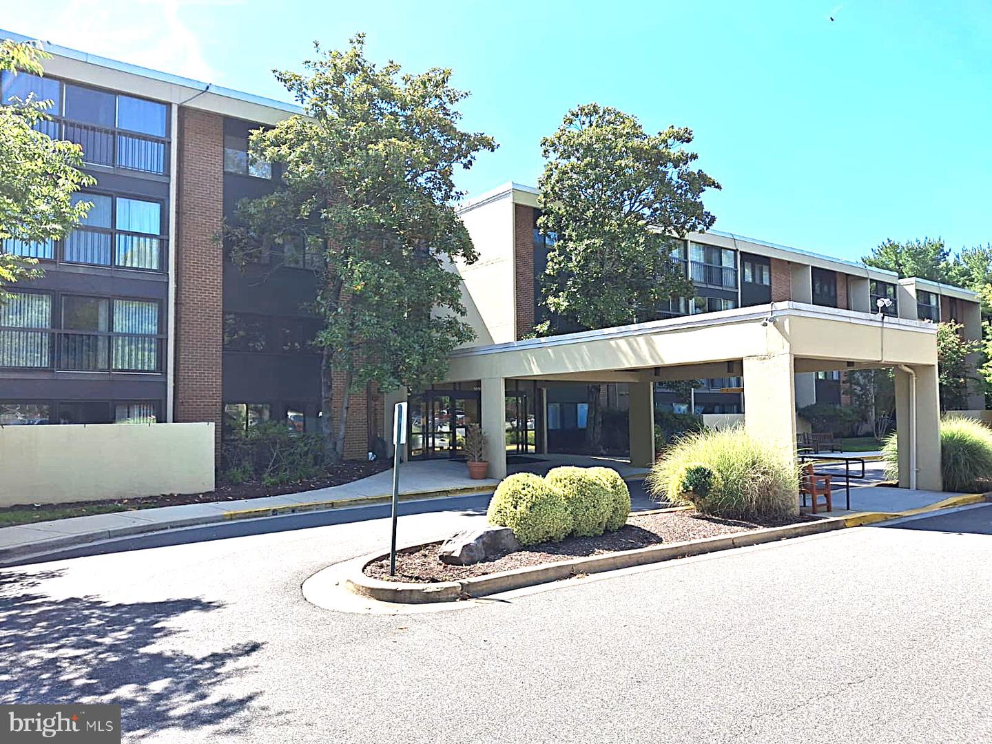 2921 Leisure World Blvd N #325 — photo