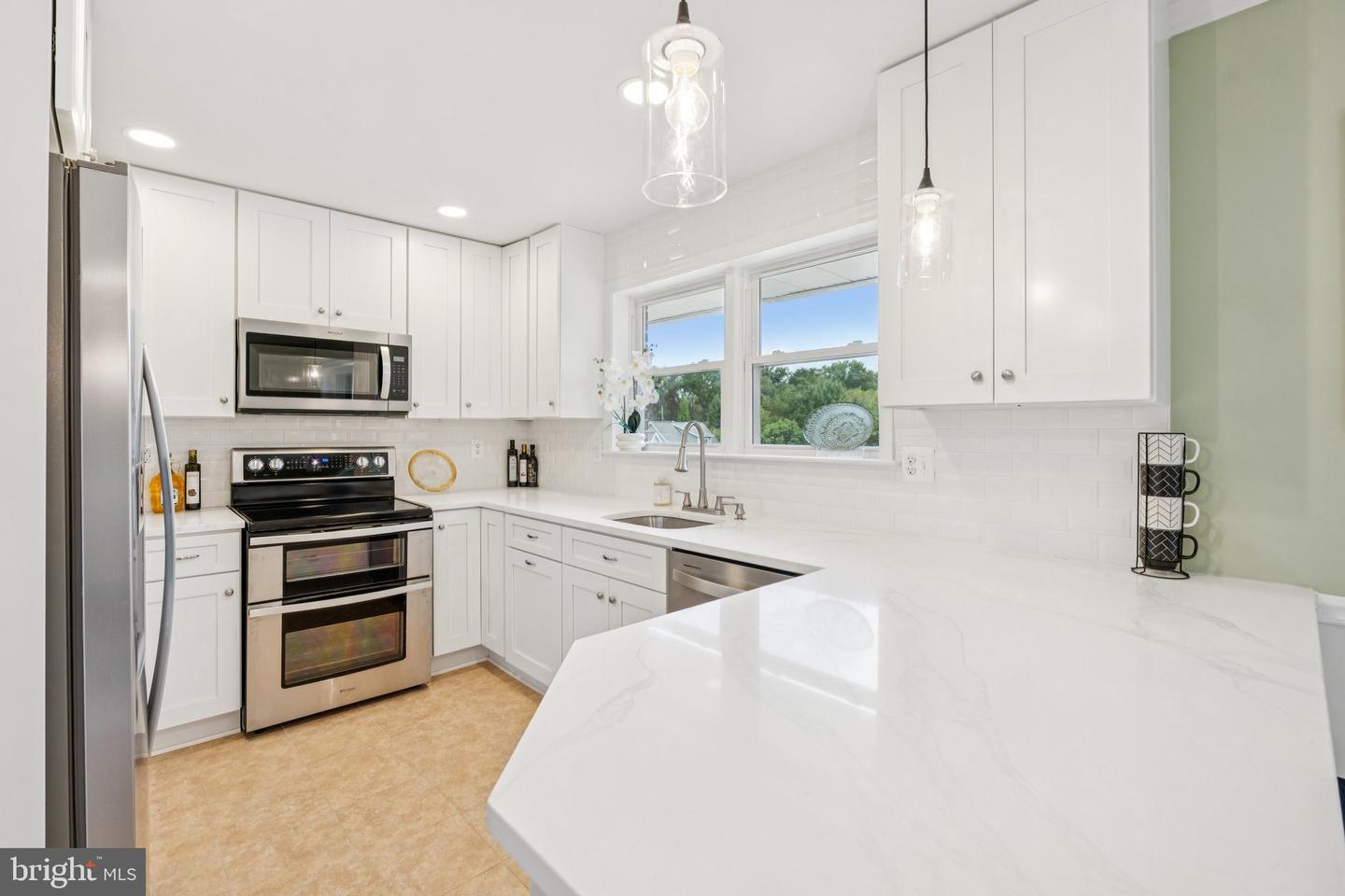 1804 Briggs Chaney Road, Silver Spring, MD 20905 — photo 3