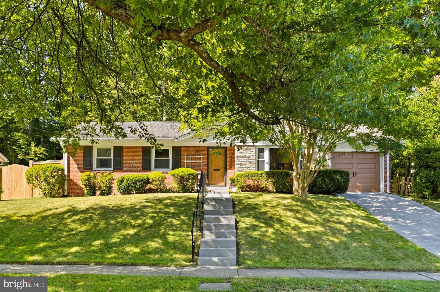14008 Parkland Dr — photo