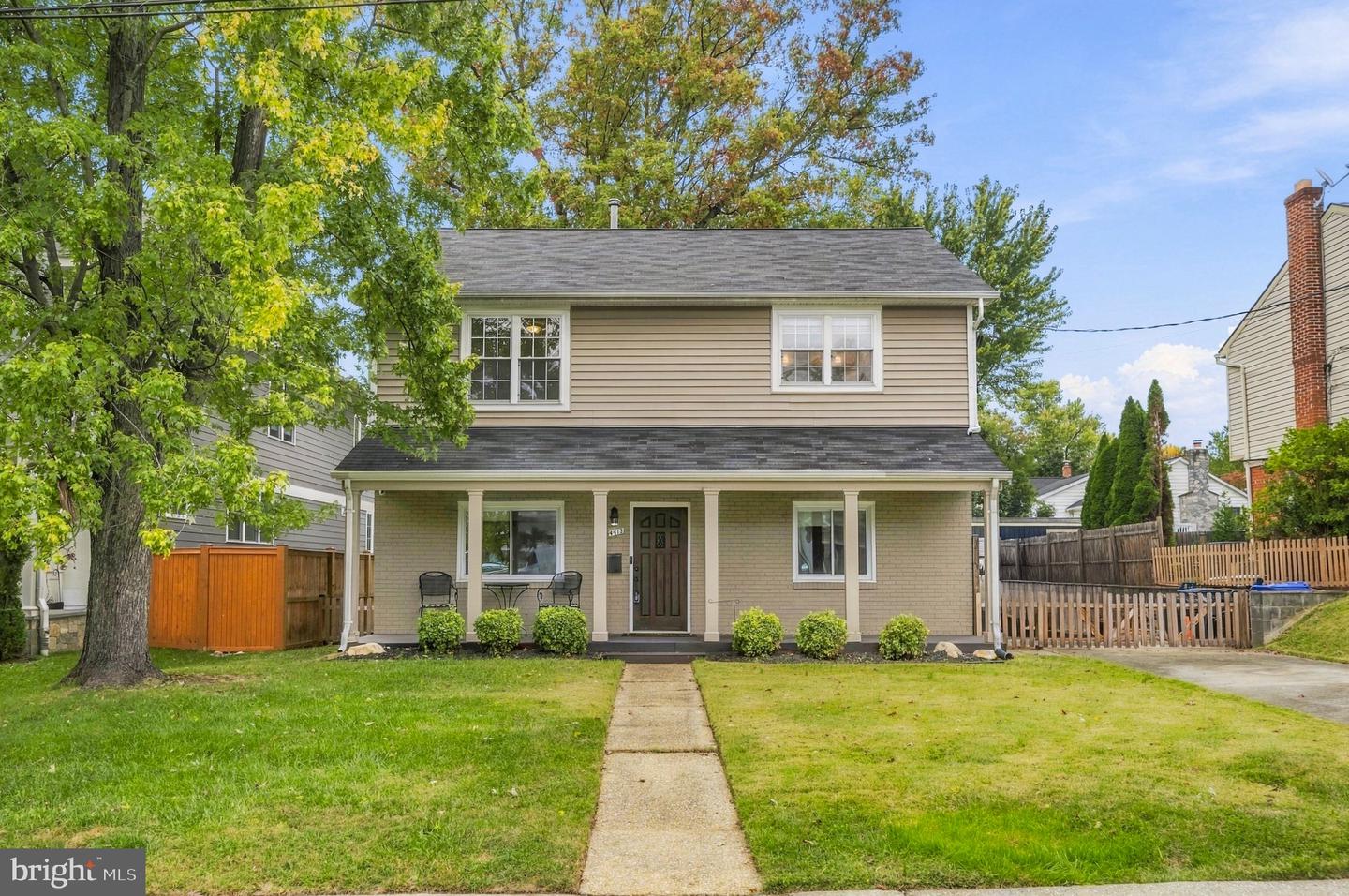 4413 Colchester Dr — photo