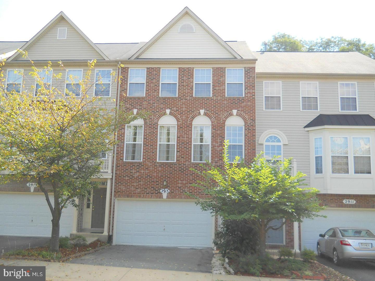 2913 Saint Helen Cir — photo