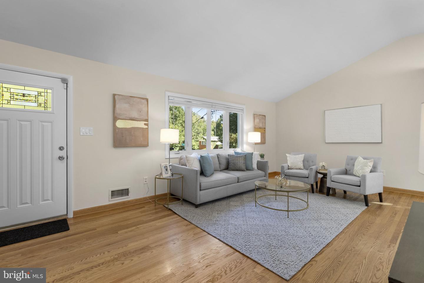 8810 SPRING VALLEY ROAD, CHEVY CHASE MD 20815 — photo 3