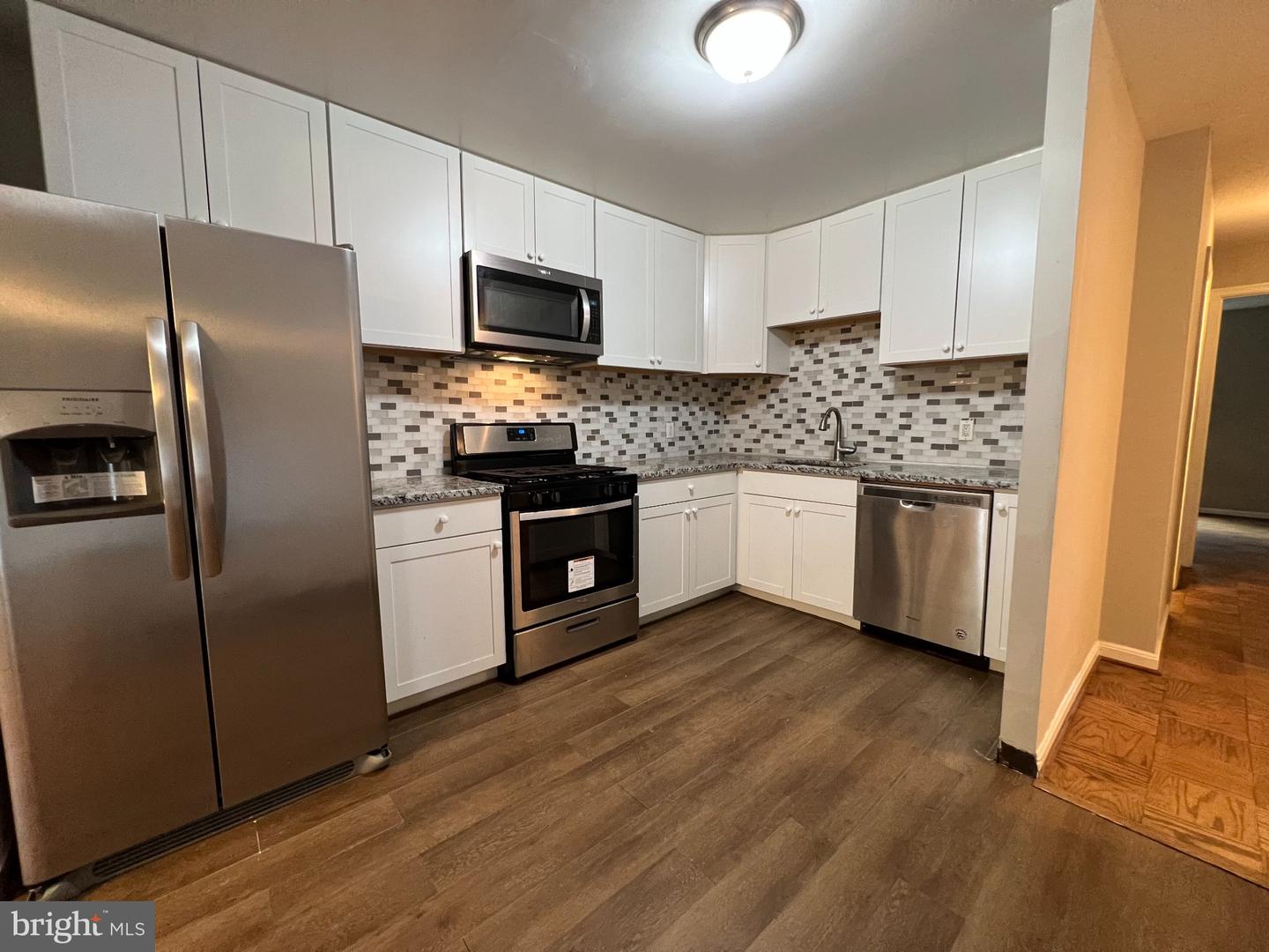 886 Quince Blvd #202 — photo