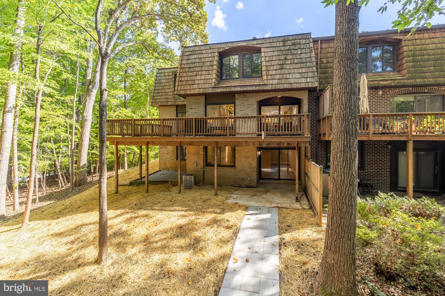 8168 Inverness Ridge Road, Potomac, MD 20854 — photo 2