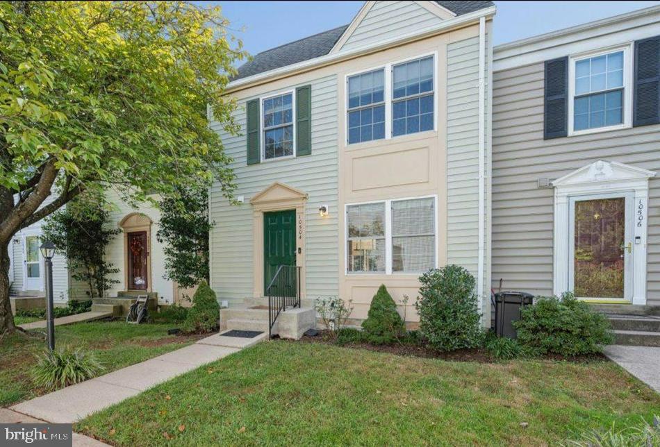 10504 Prairie Landing Ter — photo