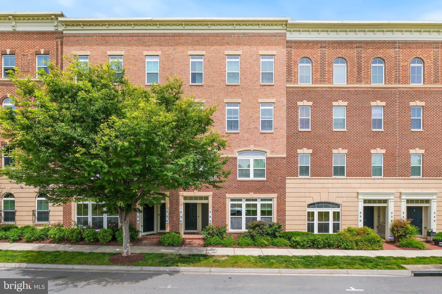 232 Urban Ave #232 — photo