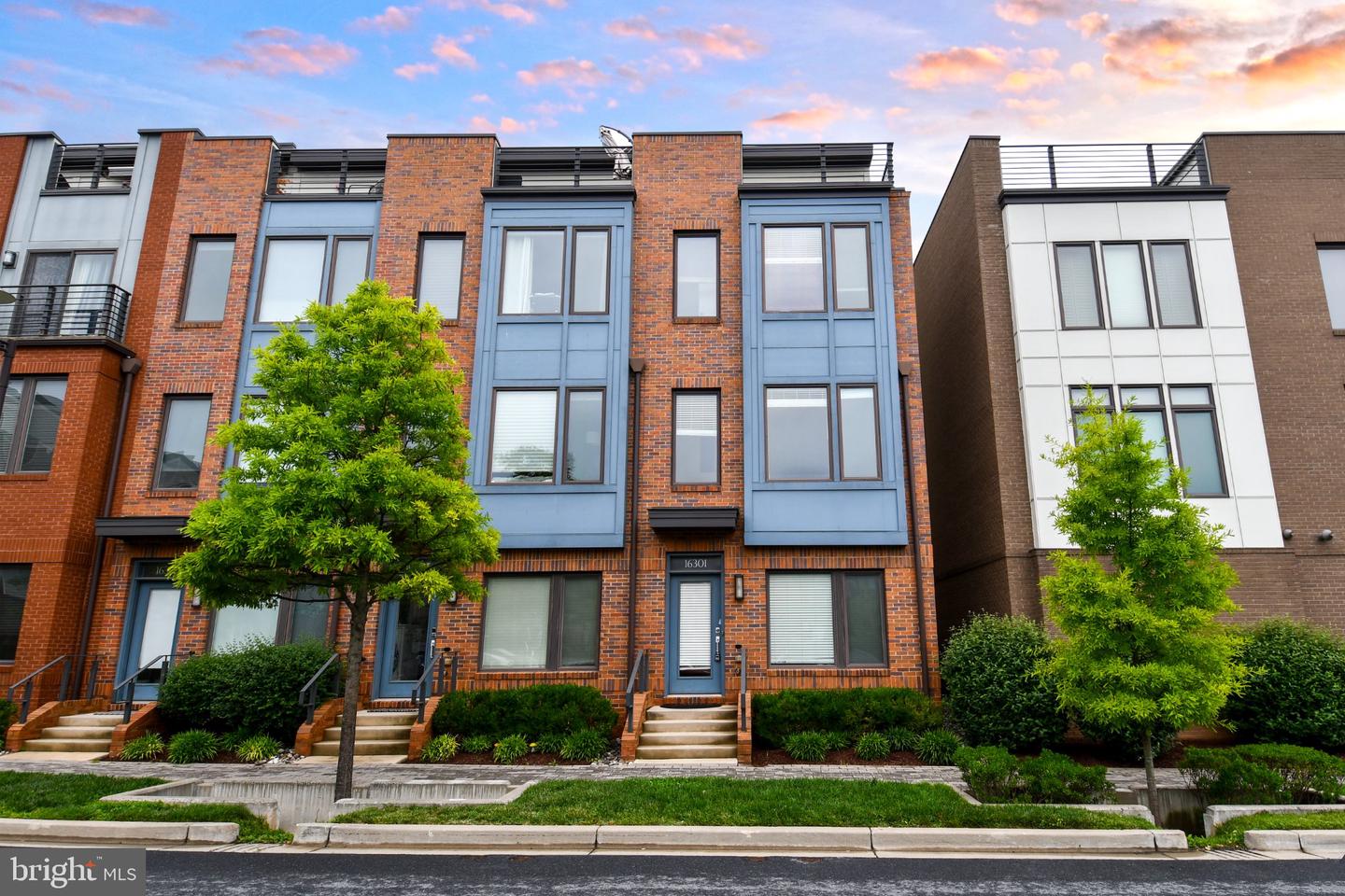16301 Columbus Ave — photo