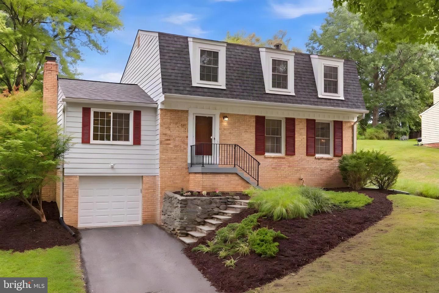 15 Grovepoint Ct — photo