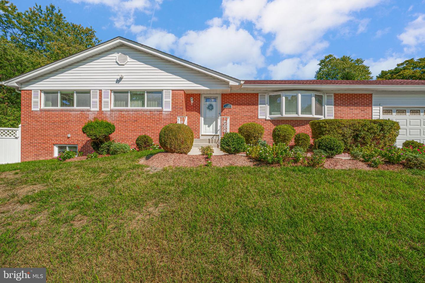 1031 Tracy Dr — photo