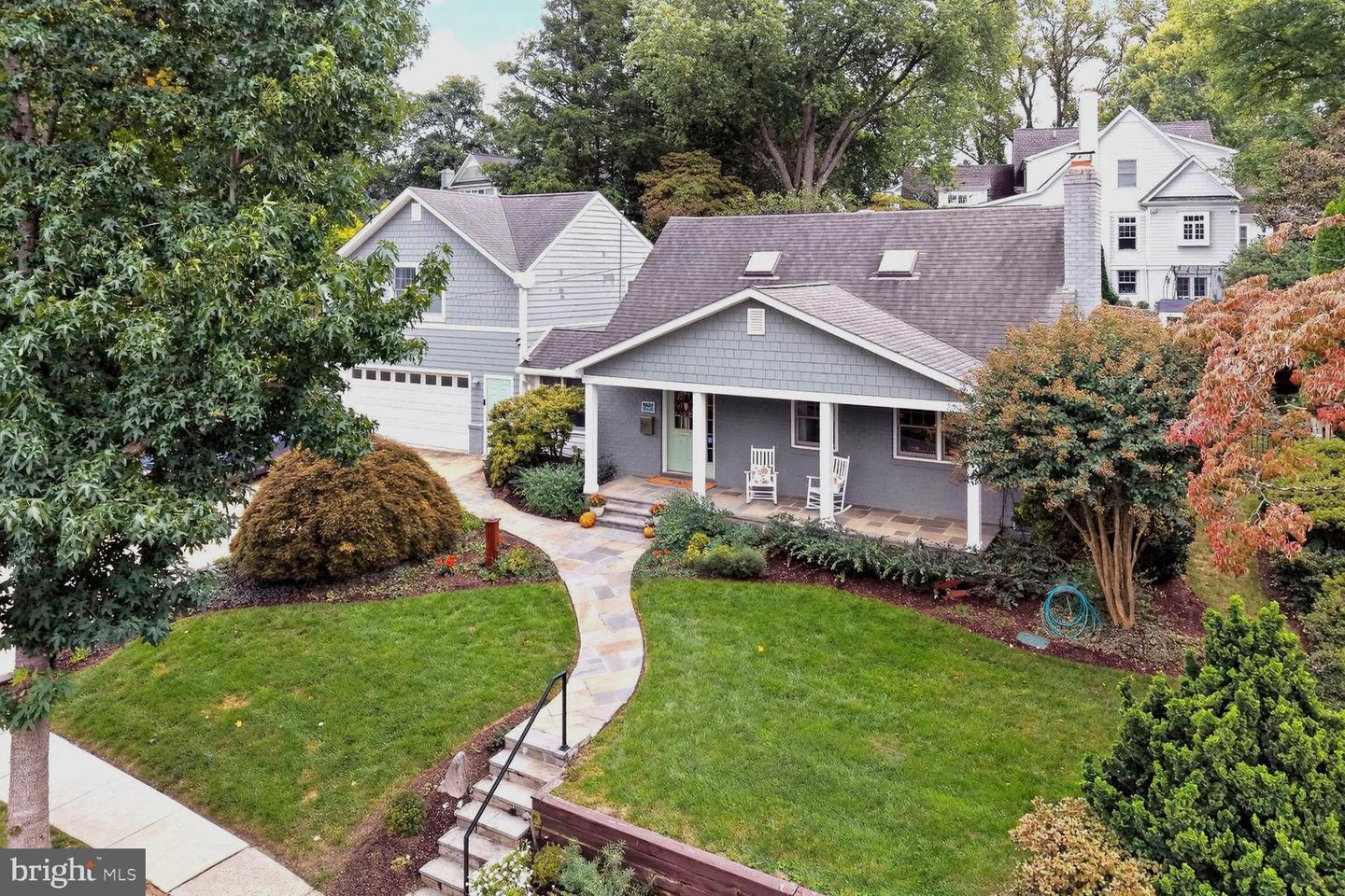 10211 Oldfield Dr — photo