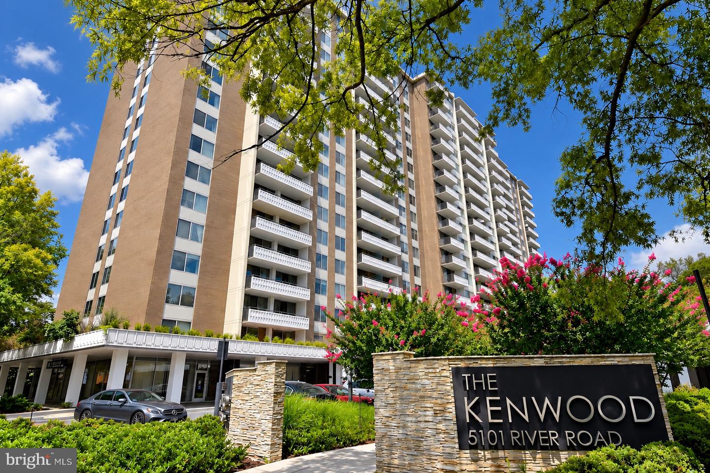 5101 River Rd #712 — photo