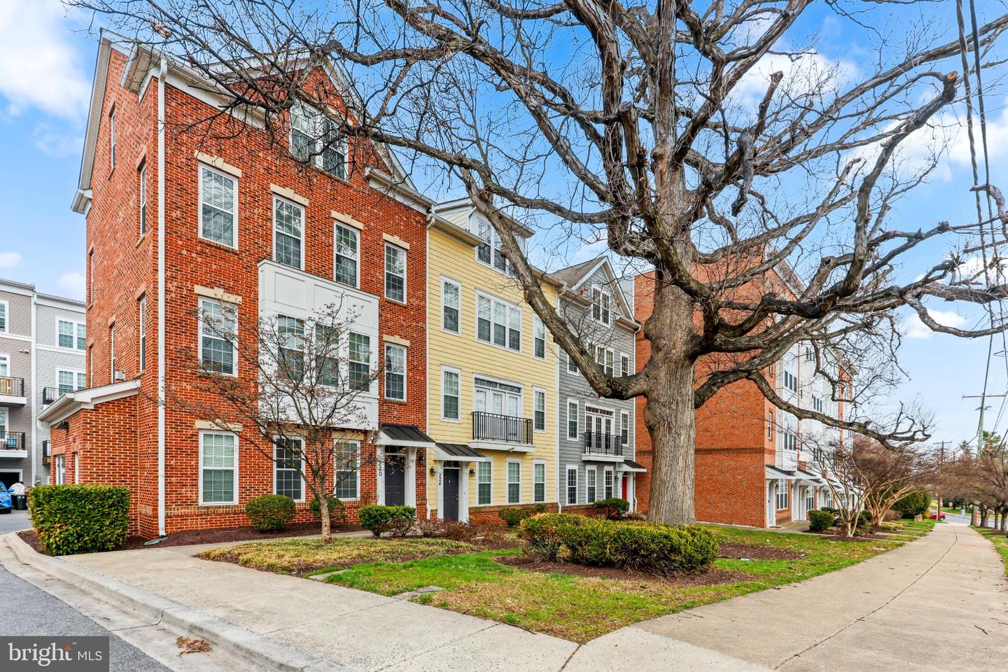 224 N Summit Ave #28-224 — photo