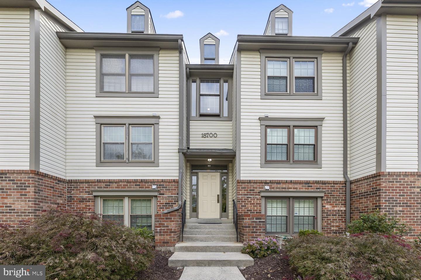 18700 Caledonia Ct #E — photo