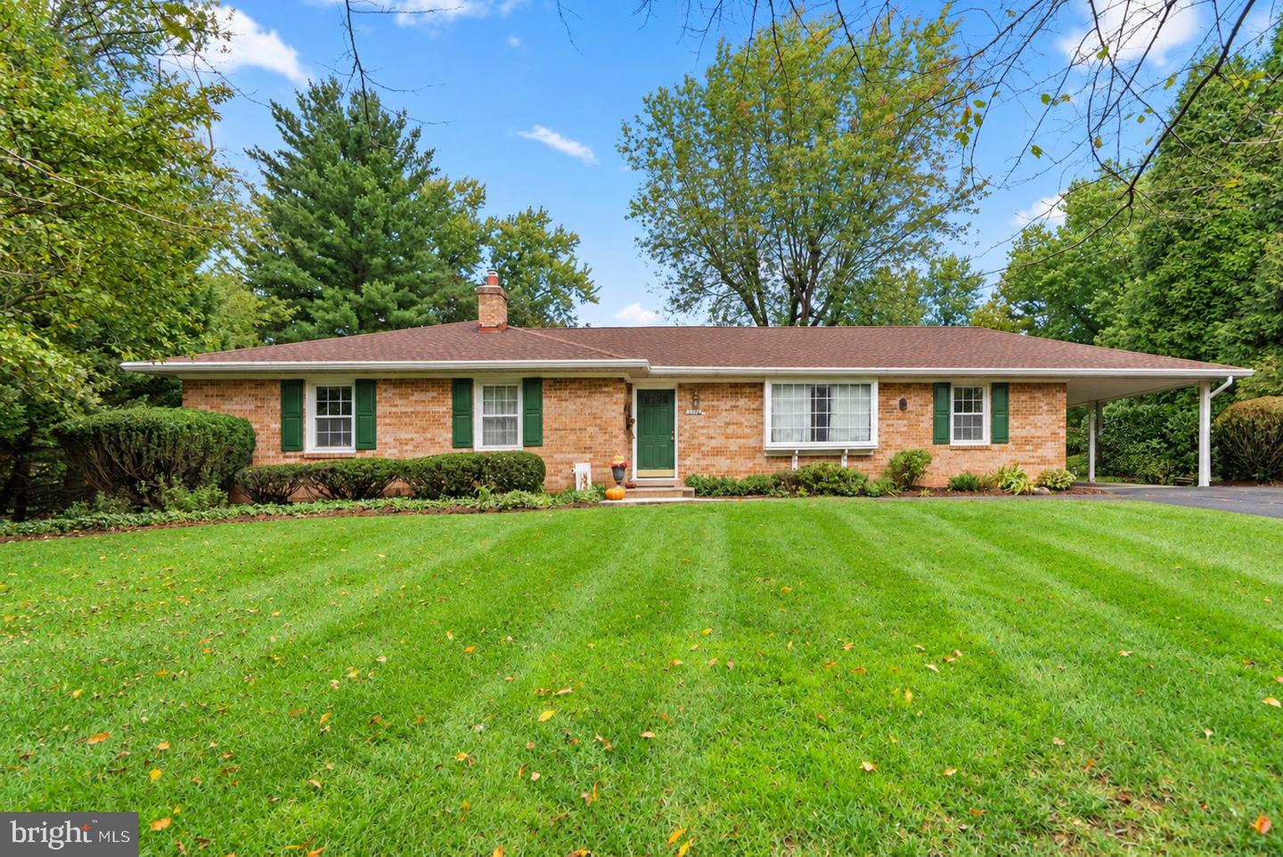 17604 Prince Edward Dr — photo