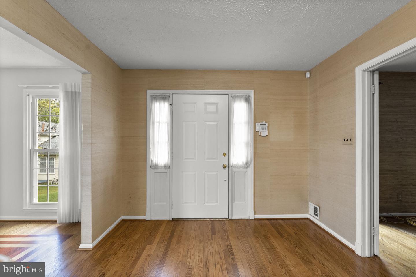 2206 Touchstone Court, Silver Spring, MD 20904 — photo 2