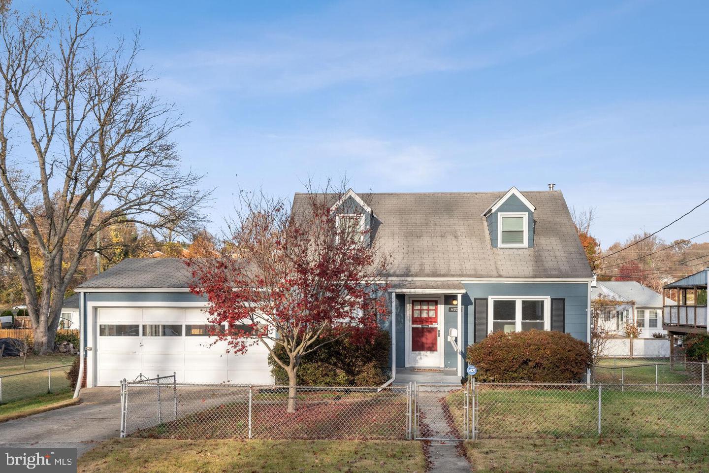 11807 College View Dr — photo