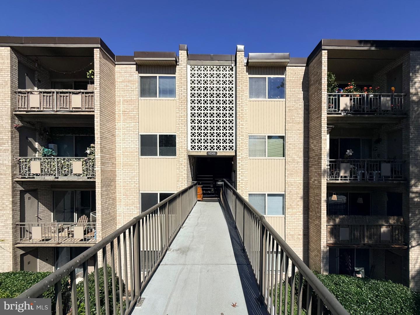 12301 Braxfield Ct #13 — photo