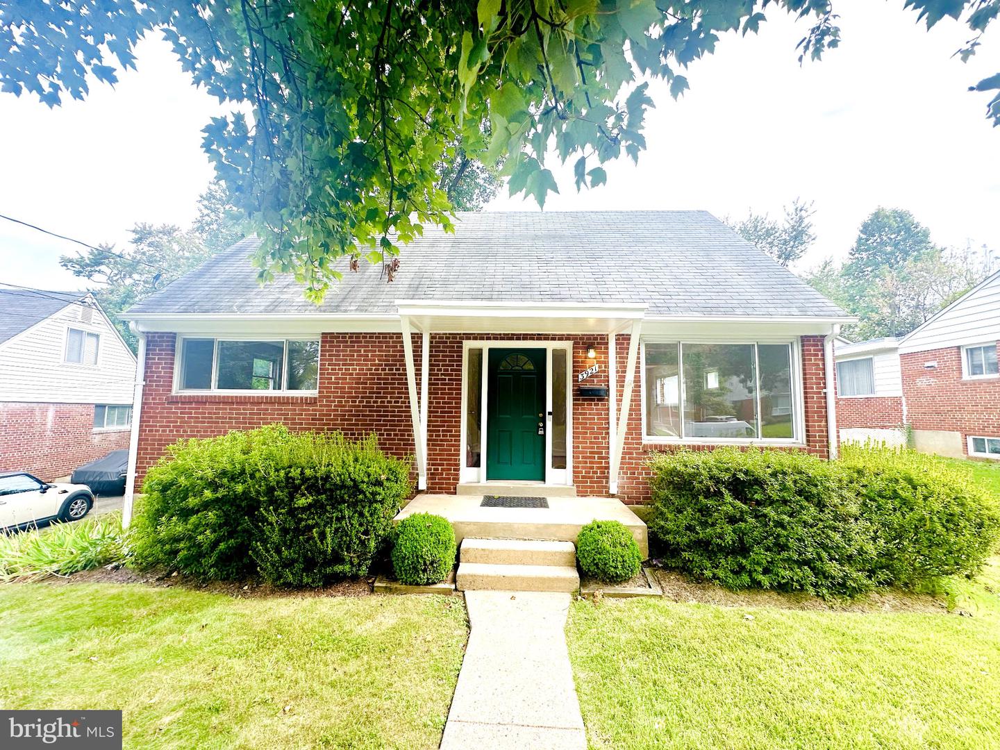 3921 Weller Rd — photo