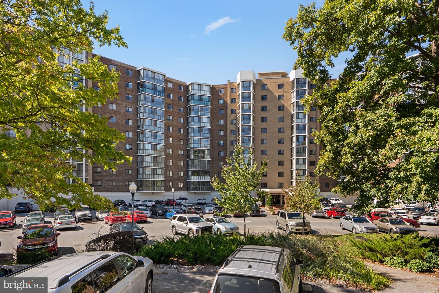 15115 Interlachen Dr #3-225 — photo