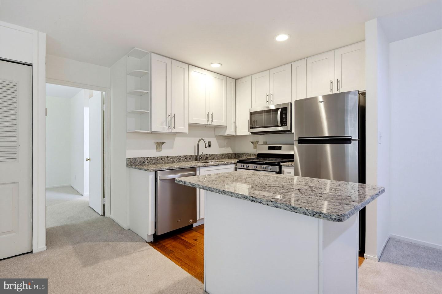 170 Talbott St #202 — photo
