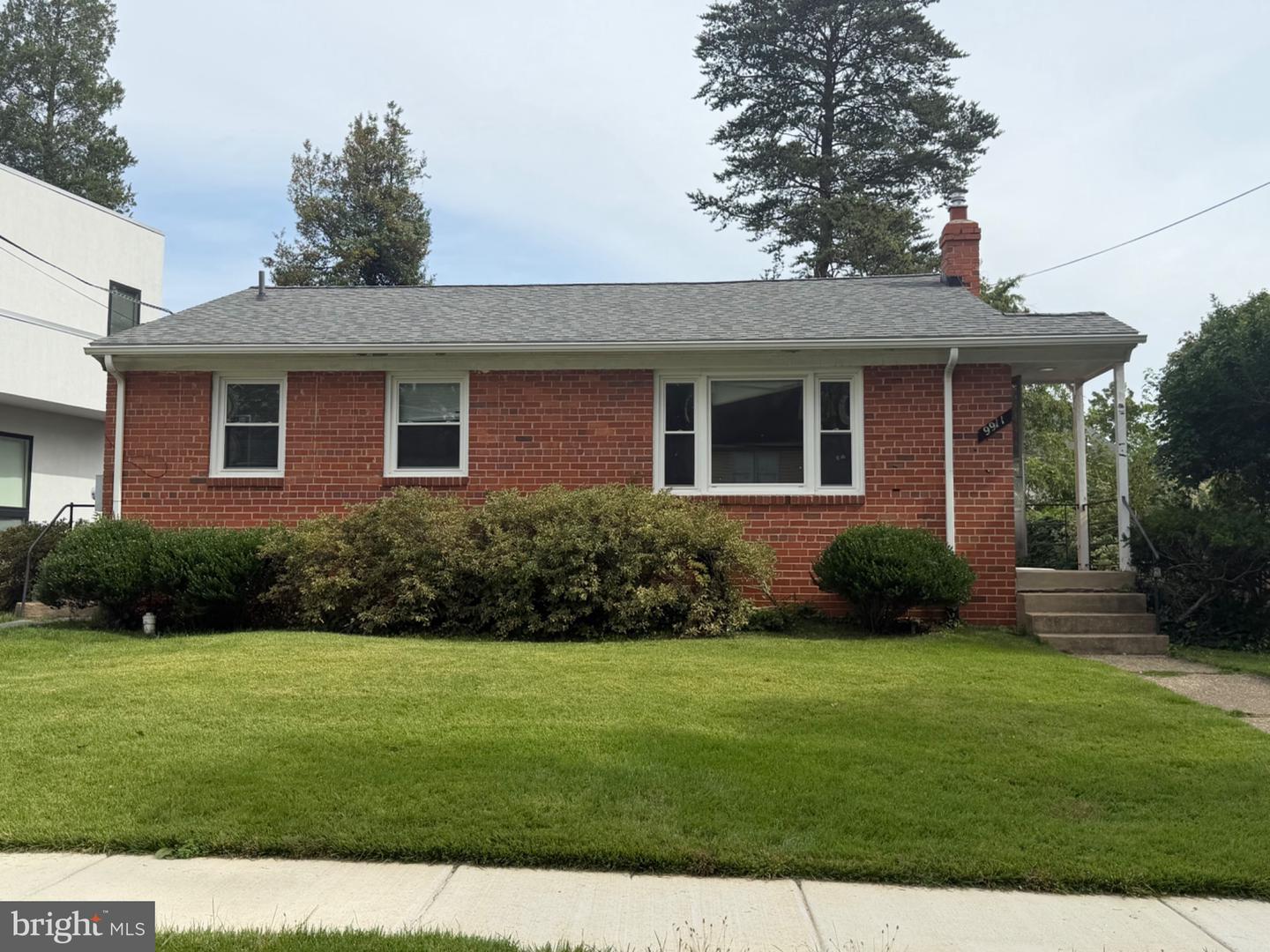 9911 Mayfield Dr — photo