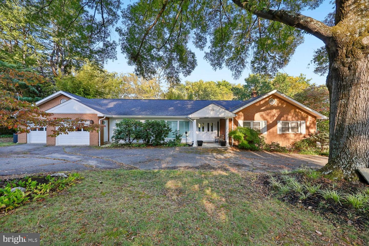 3101 Brooklawn Ter — photo