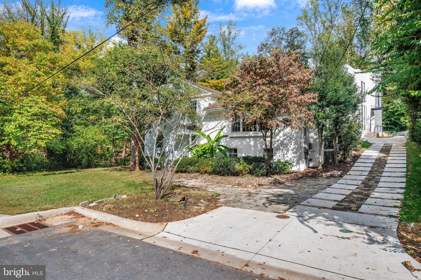 8829 Ridge Road, Bethesda, MD 20817 — photo 2