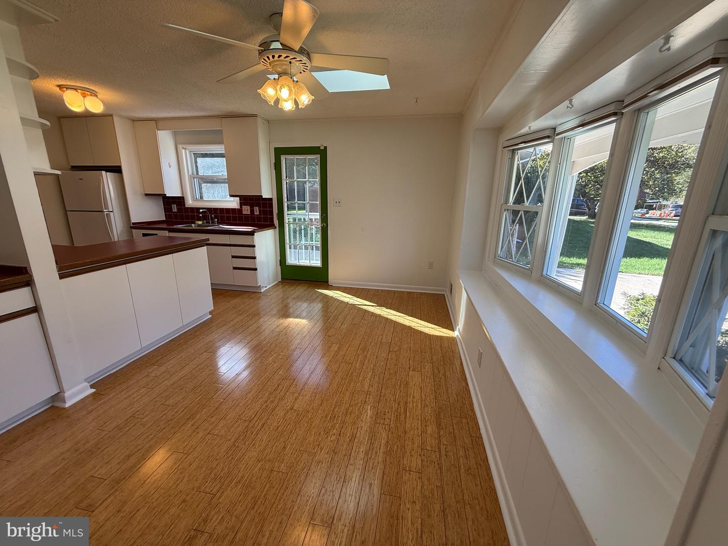 1009 Downs Drive, Silver Spring, MD 20904 — photo 2
