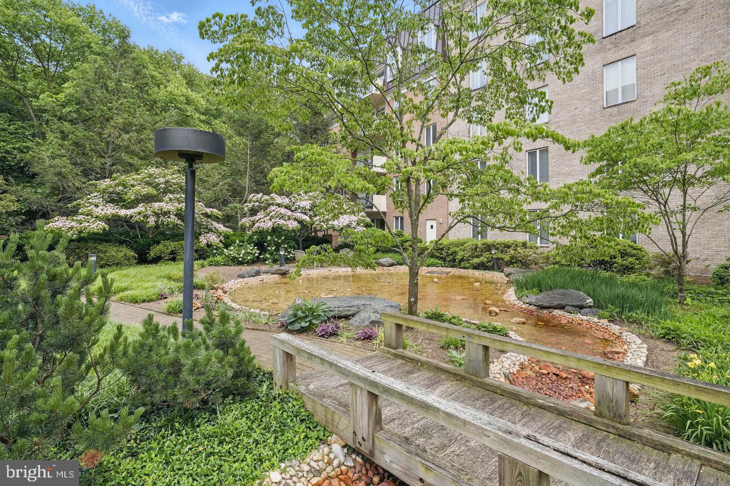 8101 Connecticut Ave #N-304 — photo